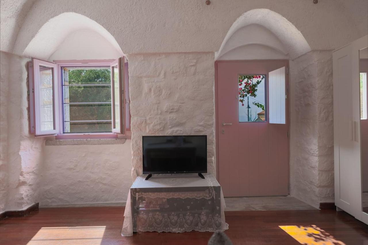 Iliana'S House - Spacious Cave House In The Center Of Areopolis 외부 사진